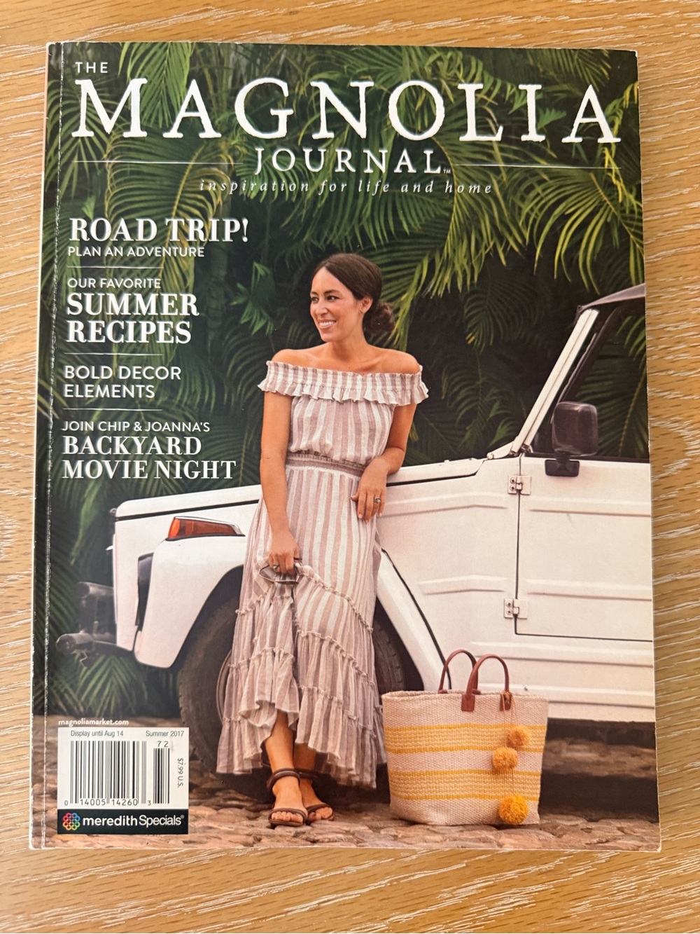 Magnolia Journal Magazine Bundle - Picture 3 of 11